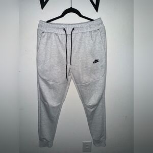 Nike Men's Light Gray Sweatpants